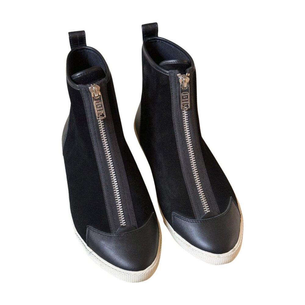 Marc by Marc Jacobs Black Zip-Front High-Top Sneakers – Women’s Size 8-8.5
